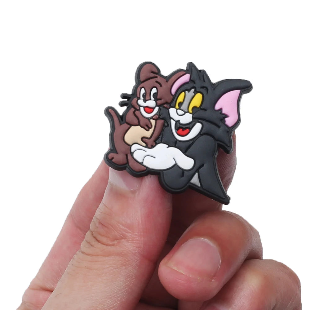 Single sale 1pcs Cartoon Tom and Jerry Croc Charms Shoes PVC Shoe Charms Decoration Buckle Sneakers Gardden Sandals Accessories