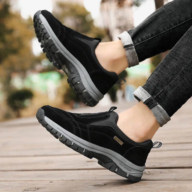 Outdoor Shoe Men Sneakers Sping Slip On Casual Men Shoes Breathable Suede Leather Shoe Anti-skid Walking Shoe Hot Sale Footwear