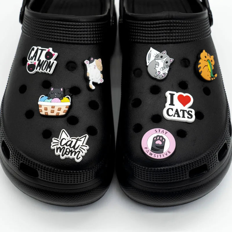 1PCS Cute Cats Croc Charms Accessories Sneakers Garden Shoe Decorations Pins Woman Men Animals Croc Jeans Dropshipping Wholesale